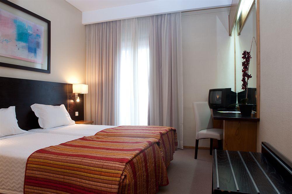 Hotel Oslo Coimbra Bagian luar foto