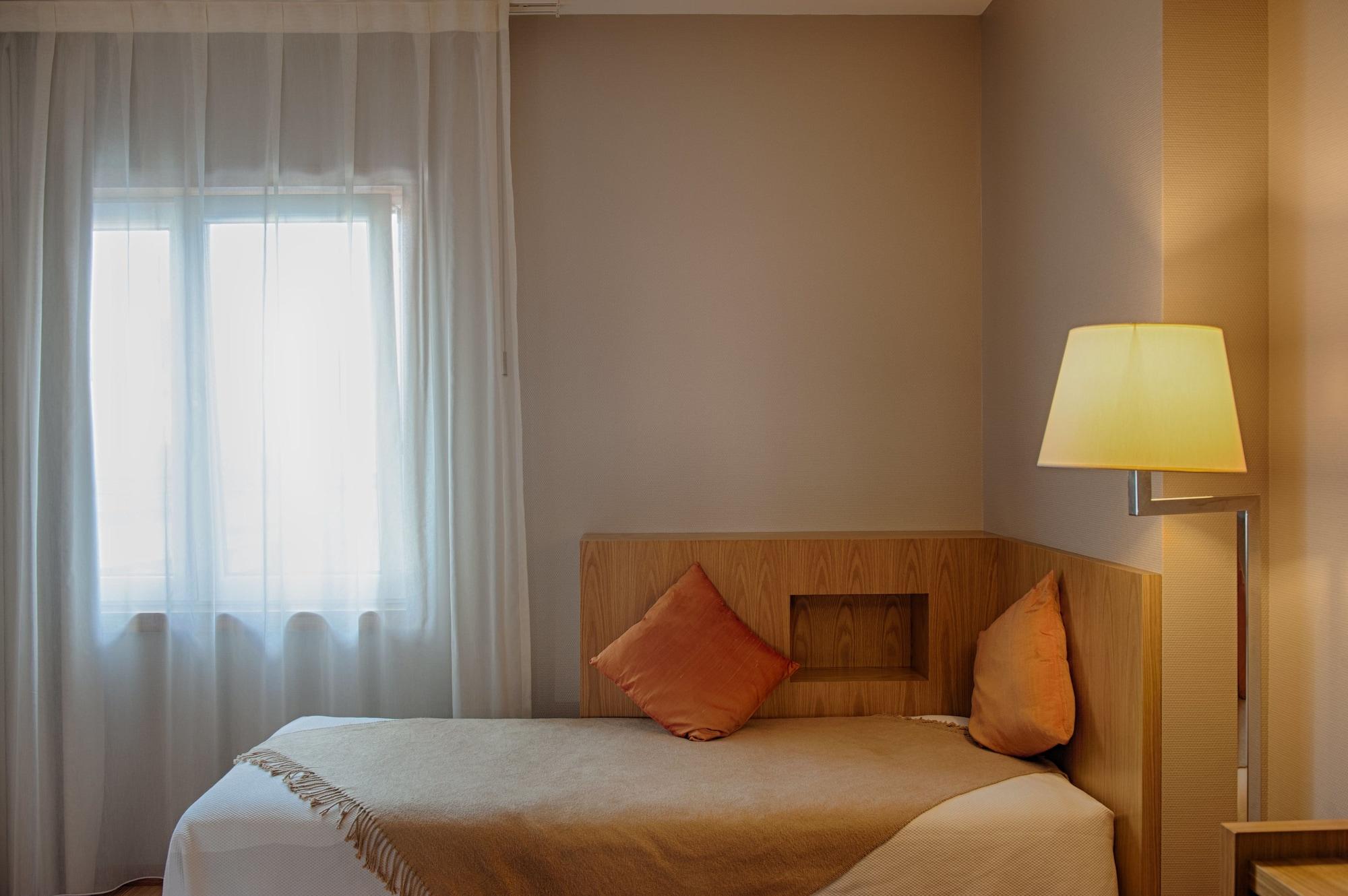 Hotel Oslo Coimbra Bagian luar foto