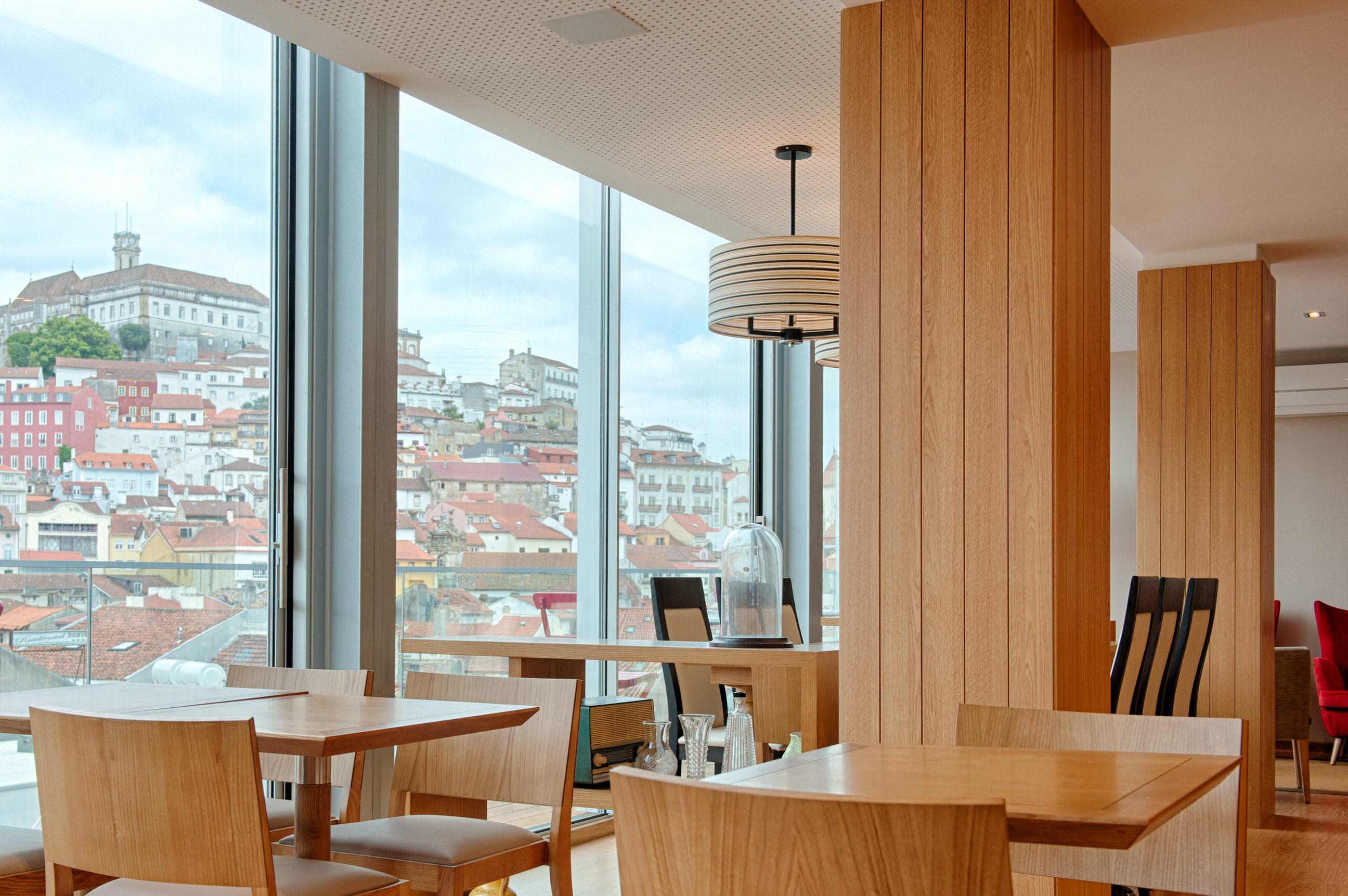 Hotel Oslo Coimbra Bagian luar foto